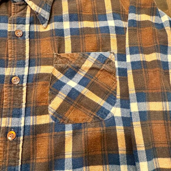 Vintage Cellini flannel XL size, 100% cotton, made in Taiwan R.O.C. WPL tag. - Picture 10 of 12